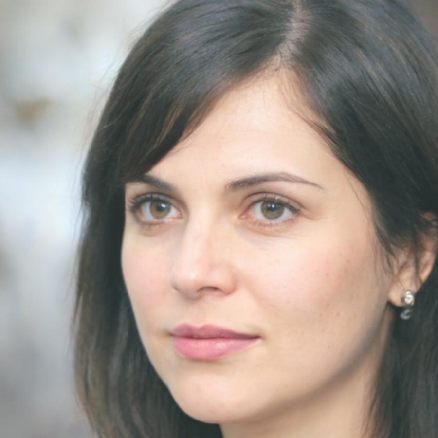 Carmen Delgado, especialista en educación financiera